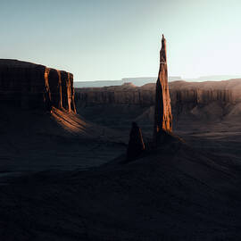 Long Dong Silver Spire Utah Usa by Witold Ziomek