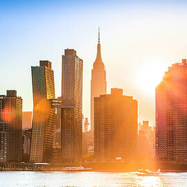 Nyc Skyline & East River