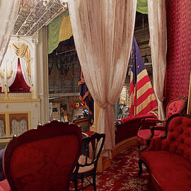 Proscenium Box in which Lincoln sat in which he was assassinated by unknown