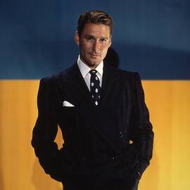 ERROL FLYNN . by Album