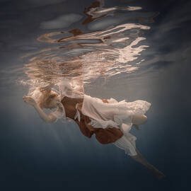 Elina by Dmitry Laudin