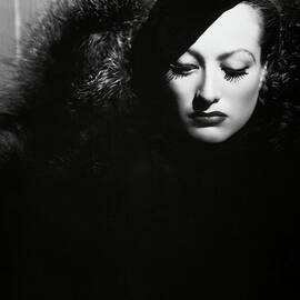JOAN CRAWFORD in LETTY LYNTON -1932-. by Album