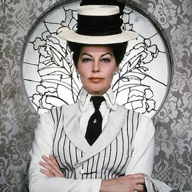 AVA GARDNER in 55 DAYS AT PEKING -1963-. by Album