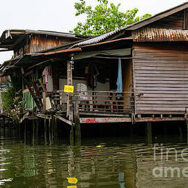 Bangkok Klong Homes by Bob Phillips