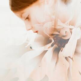 English Romance by Delphine Margau