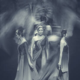 Fan Dancing by Molly Fu