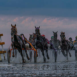 Finish by Holger Schmidtke