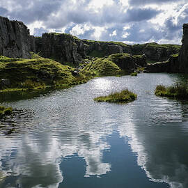 Foggintor Quarry Dartmoor Devon by Richard Brookes