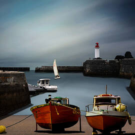 Le Bassin De Radoub by Pierre Bacus