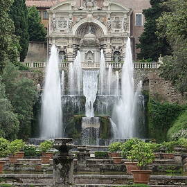 Main Fountain at Villa d
