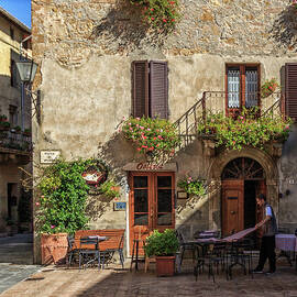 Osteria by Lev Kaytsner