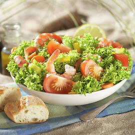 Shrimp, Vegetable And Salad In Plate by Westend61