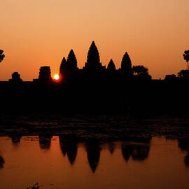Sunrise Over Angkor Wat, Cambodia by Holgs