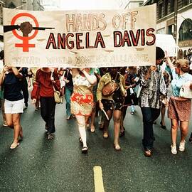 Supporting Angela Davis In New York by Keystone-france