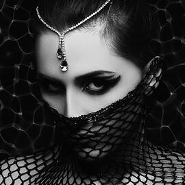 The Darkness In Her Veins by Ruslan Bolgov (axe)