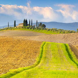Tuscany Landscape, Val Dorcia, Italy by Jan Wlodarczyk