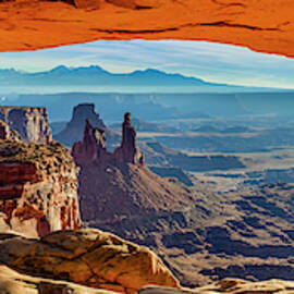 Window to Canyonlands by Radek Hofman