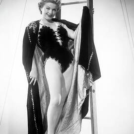 ANNE BAXTER in CARNIVAL STORY -1954-, directed by KURT NEUMANN. by Album
