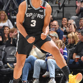 Atlanta Hawks v San Antonio Spurs by Michael Gonzales