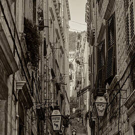 Dubrovnik Stepped Street 3 by Bob Phillips