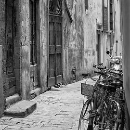 Florence Alley by Jerry Fornarotto