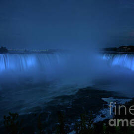 Niagara Falls After Sunset by Stef Ko