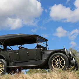 1916 Packard Twin-Six by Steve Natale