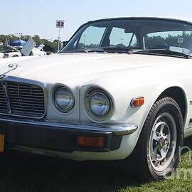 1976 Jaguar Xj by John Telfer