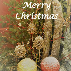 A Merry Christmas Greeting by Maria Faria Rodrigues