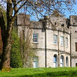 Airthrey Castle by Nigel McBain