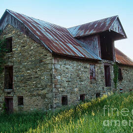 An Old, Abandoned, Maryland Stone Barn