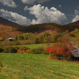 Apple Valley Farm by Norma Brandsberg