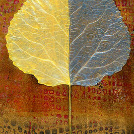 Autumn Cottonwood Leaf by Carol Leigh