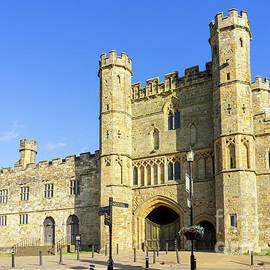 Battle Abbey great gatehouse, East Sussex, UK