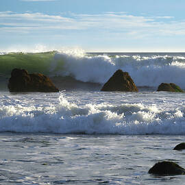Big Wave Approaching the Rocks by Matthew DeGrushe