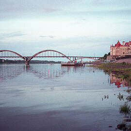 Bridge over the Volga River by Mikhail Druzhinin