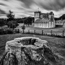 Castle Fraser by Dave Bowman