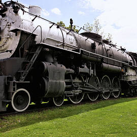CBandQ Railway 4-8-4 Steam Locomotive 5633 4 - Douglas Wyoming by John Trommer