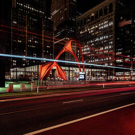 CHicago's Flamingo Sculpture at night by Sven Brogren