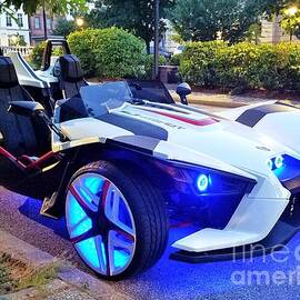 Collectible Slingshot Vehicle In Mt. Vernon At Night by Poet's Eye