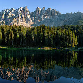 Colorful Lago die Carreza by Hans Partes