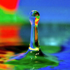 Colorful  Drop by Elisabeth Derichs