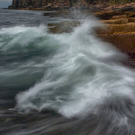 Dancing Waves by Stephen Vecchiotti