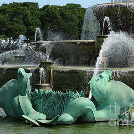 Details Of The Buckingham Fountain by Christiane Schulze Art And Photography