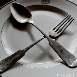 Dinner Time by Edward Fielding