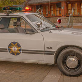 Ford mustang fox body police car by PROMedias US
