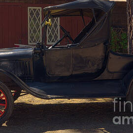 Ford Model T convertible by PROMedias US