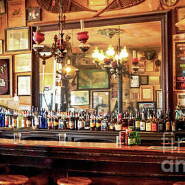 Genoa Bar by Anthony Ellis