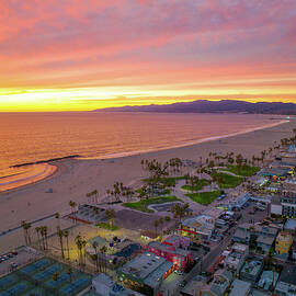 Golden hour over Venice Beach by Josh Fuhrman