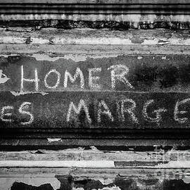Homer Loves Marge bw by Eddie Barron
